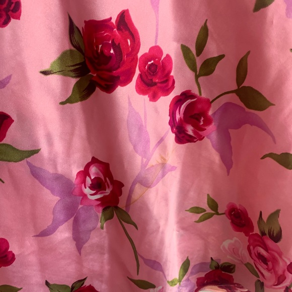 Women’s rose “silk” slip dress - Picture 5 of 6